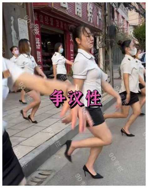 上个月去了上海浦东区周边洗脚,技师操作很不错,比较到位