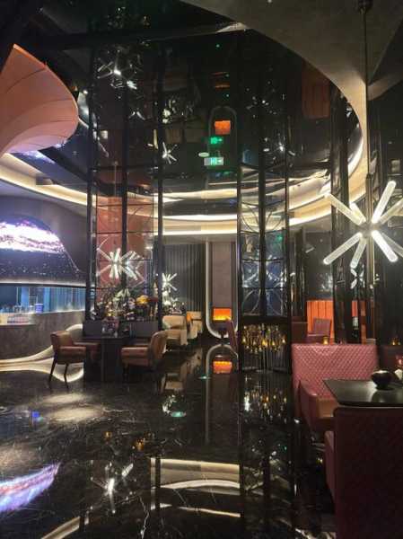 上个月去了上海青浦区高端spa,技师操作很不错,比较到位