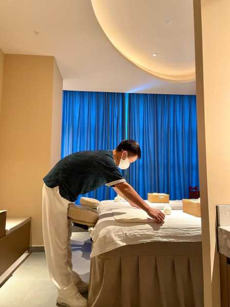 上个月去了广州高档spa,技师操作很不错，比较到位